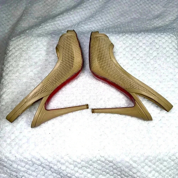 Christian Louboutin SZ 9.5 Nude Canne A Peche Heels - Picture 3 of 8
